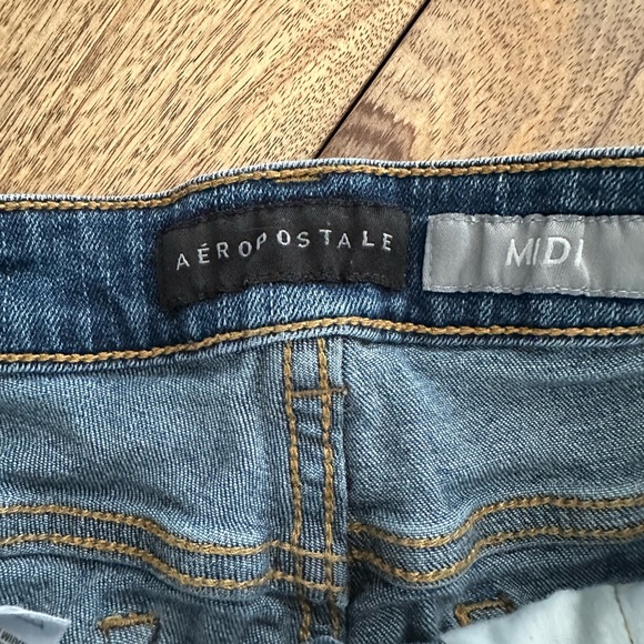 Aeropostale MIDI Short - size 8 - Picture 4 of 4